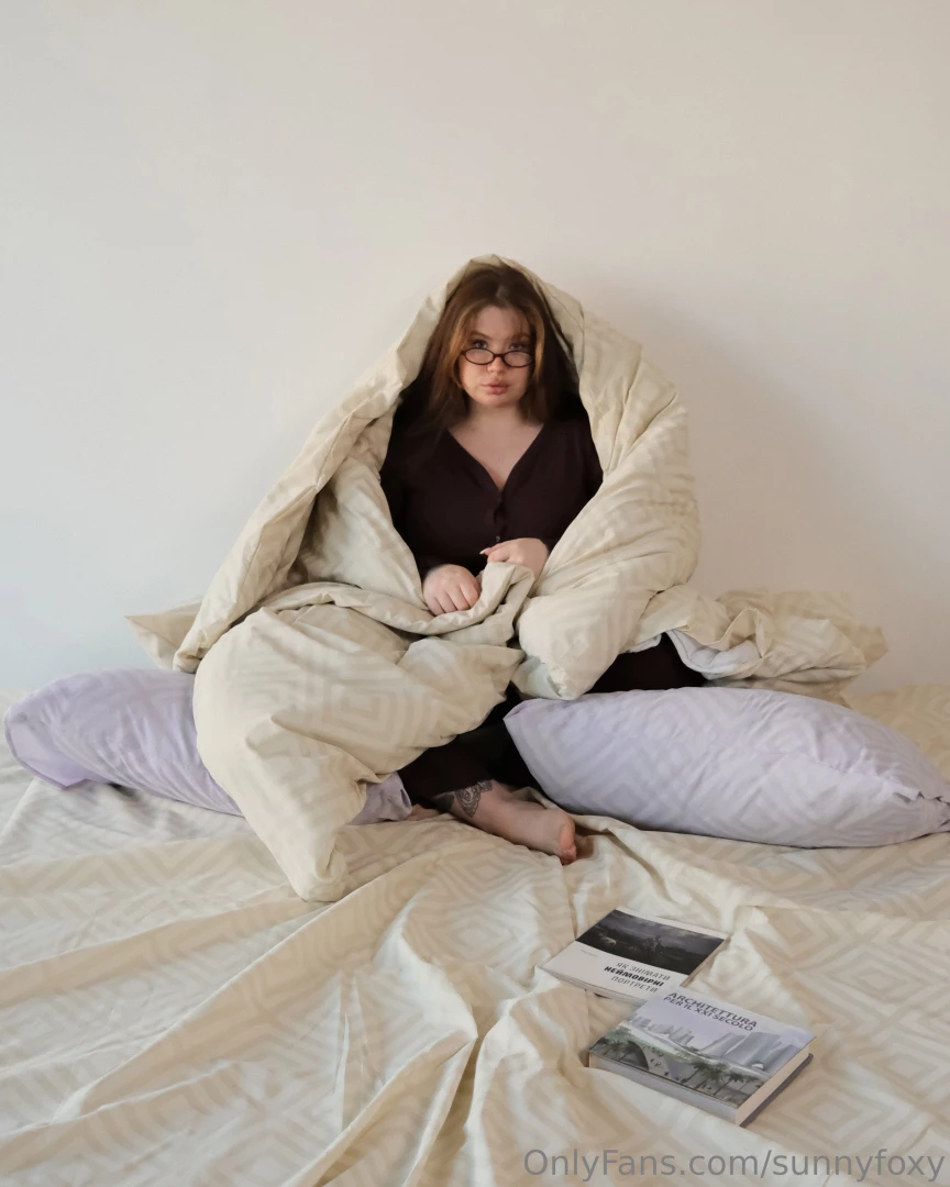 It got cold again over here which means it s time for reading books 