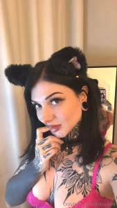 She s got 99 problems but boring ain t one