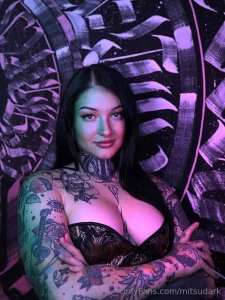 More than a vibe she s the whole damn feeling