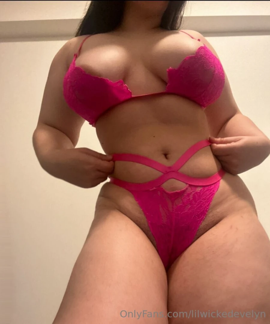 Move my panties to the side and enjoy lilwickedevelyn vip 