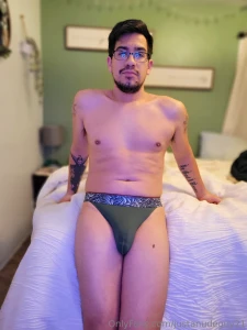 This review has 3 ppv pictures as they are poses i don t normally do