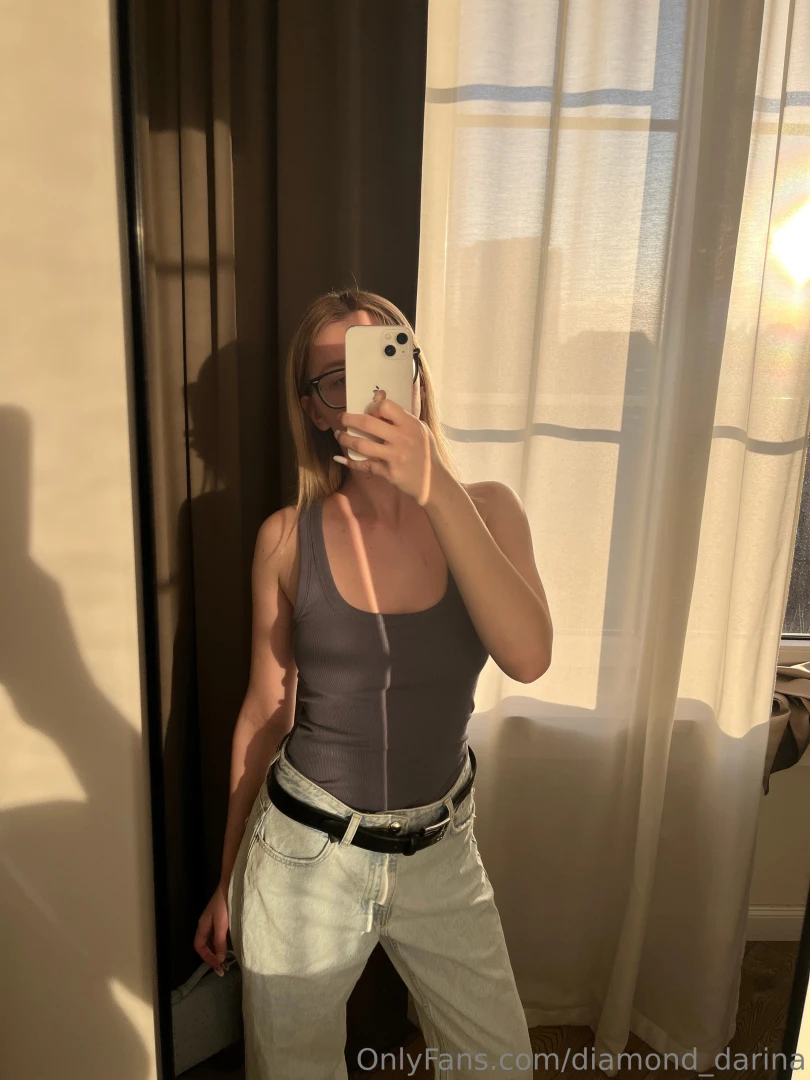 Going out for an evening stroll part 1 