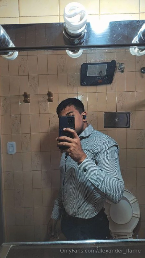 Juancar9 subscribe for free - sexting - video call - big arms and 