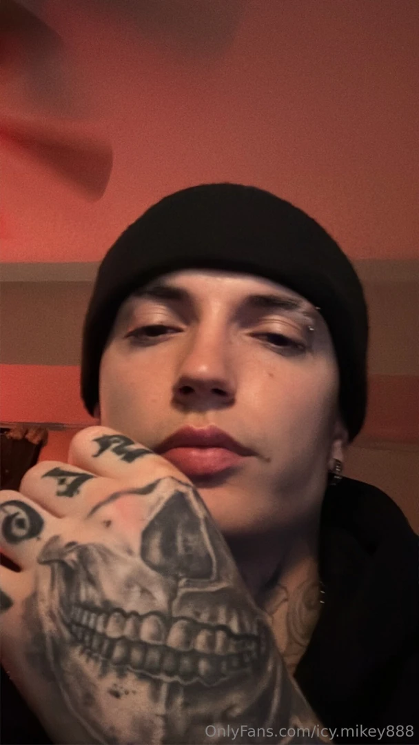 Eye contact like this you don t stand a chance 