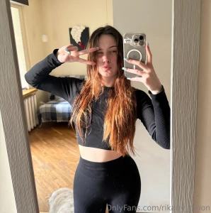 It s sunny today and i m heading to the gym if you wanna see my