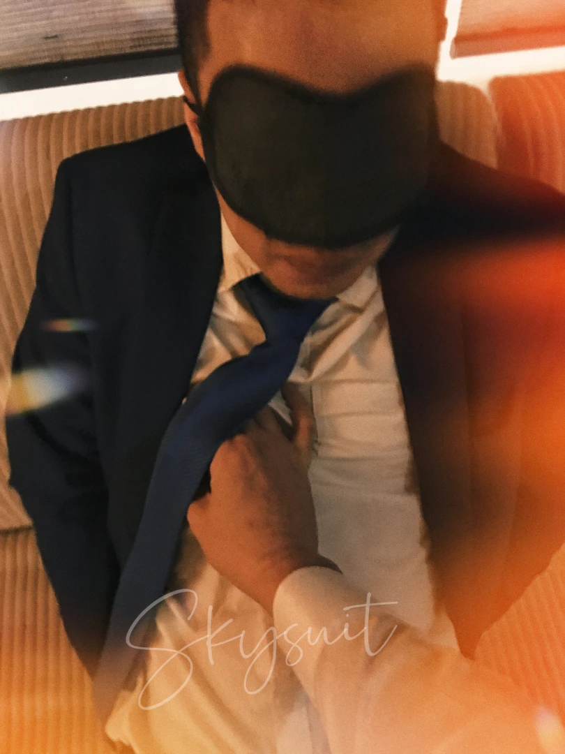 Preview encounters with the intern the boss sank into the chair the part 2 