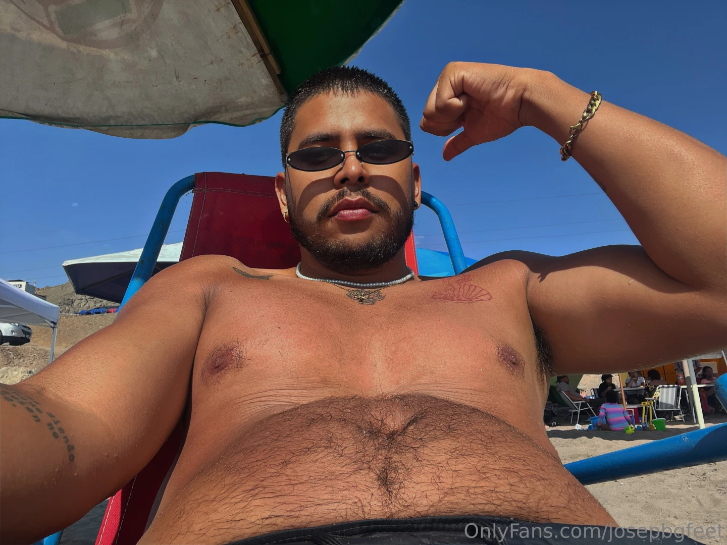 This is your daddy enjoying the summer 