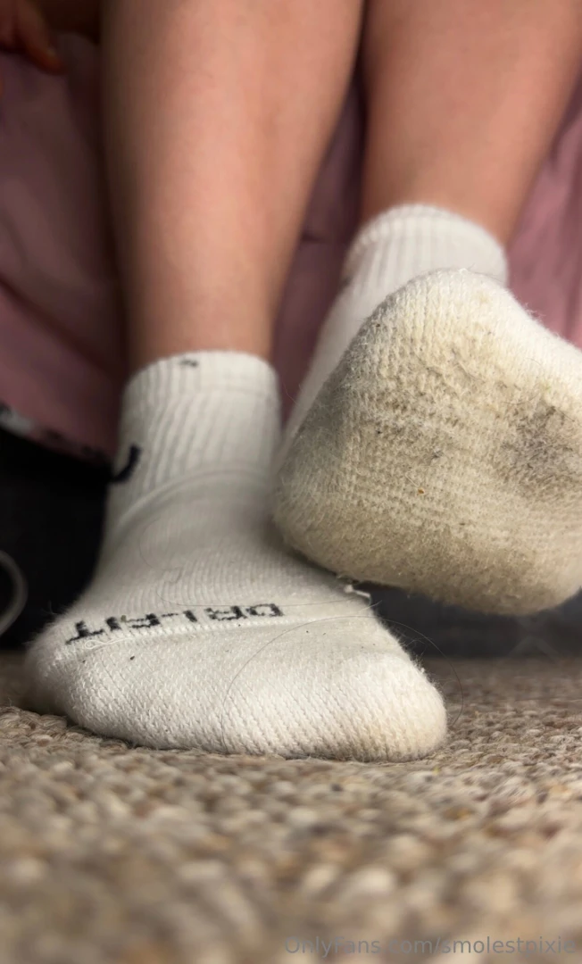 Sniff through the screen i know you want to 