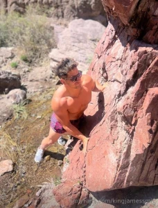 Who helps me climb part 3