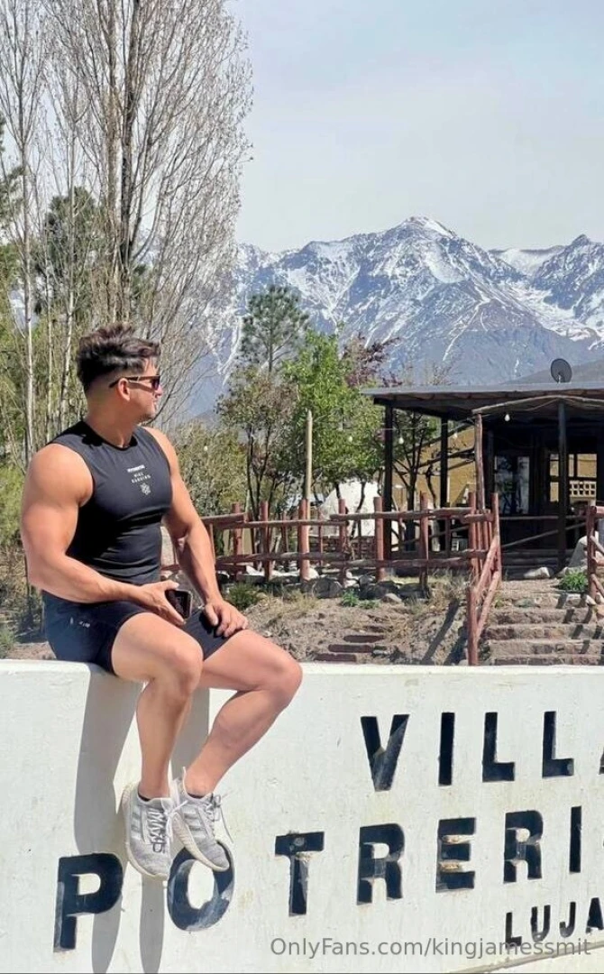 What do you like more the mountains or me 