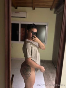 Baabyleo i love to satisfy all your desires and show you that there part 1