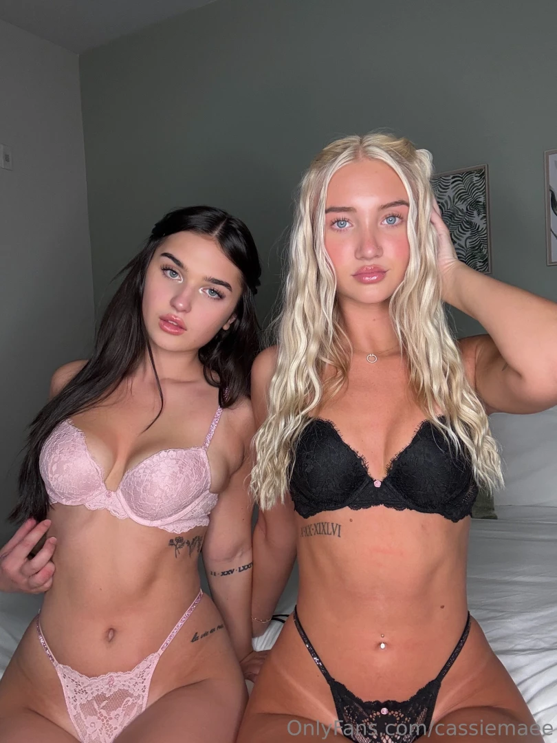 Dildo bj amp riding with new bestie all the best bits of me and my 