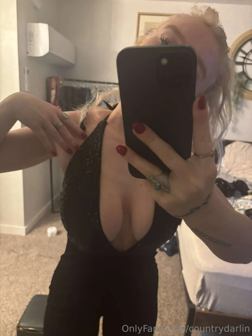 Decided to take a few pics in something alittle nicer part 1 