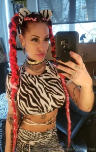 Pour voir mon contenu explicite aller sur mon compte v i p https