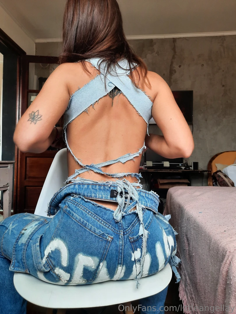 Destroyed denim are kinda an obsession 