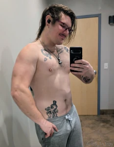 It s grey sweatpants season my loves