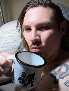 Happy new year you beautiful sexy sluts you