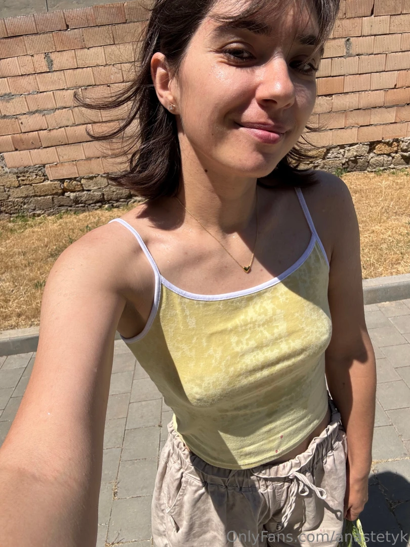 Time for summer wet t-shirts 