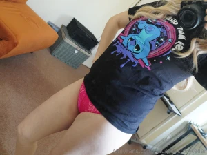 Getting dressed undressed or hint https onlyfans com 1629212803 part 2