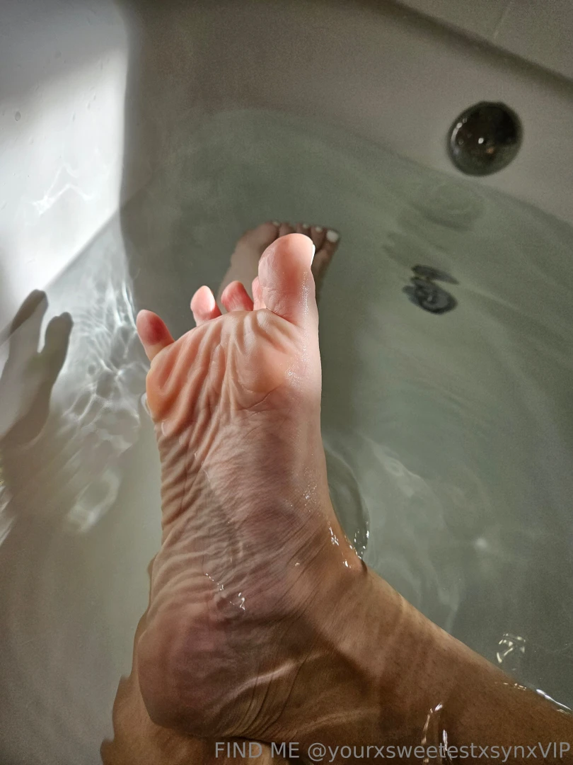 Where are my feet lovers onlyfans com yourxsweetestxsynxvip part 15 