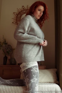 I love this combination pop a little skirt with it and it looks really part 2