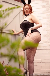 Well it s easter sunday and there s nothing better than a bunny in the part 6