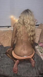 Just a little peek at what s inside the bundle the rest s even hotter