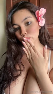 Who wanna have my kiss this morning