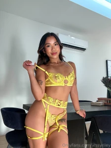 Do u need someone to please or tease u part 1