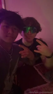 14 min live stream showering jerking nutting fingering etc tap in and