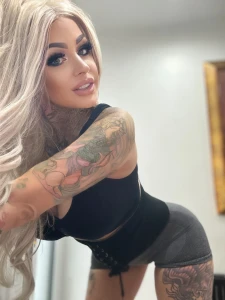 Fancy a gym session with me we then can sneak into the toilets and you