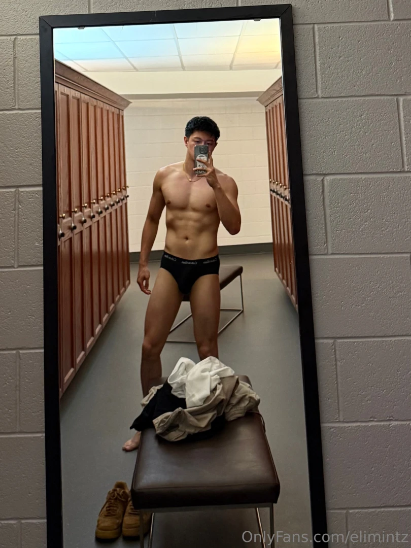 Always get so horny after a work out 