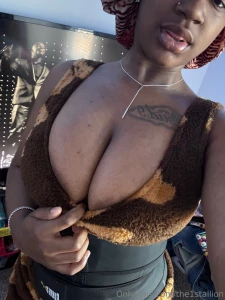 Would you mind helping me take this off part 2