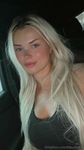 What do you wanna play with me the best answer wins a prize