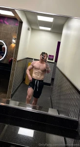 Doing my best out here i hope you re all having a great week i m going