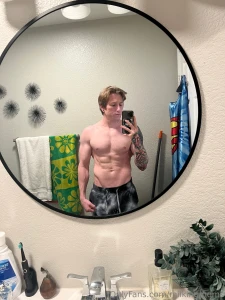 One day closer to friday here are a few pics i took this morning part 2