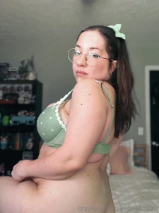 Hope everyone had been having a good week so far and happy may 1st part 1