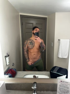 Mirror selfies for days part 7