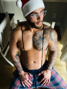 Think you should come sit on my lap