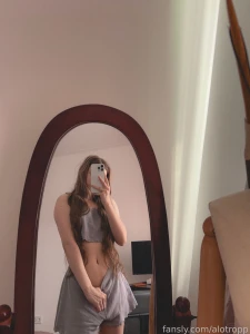 Cute longhair ass pantyhose fyp