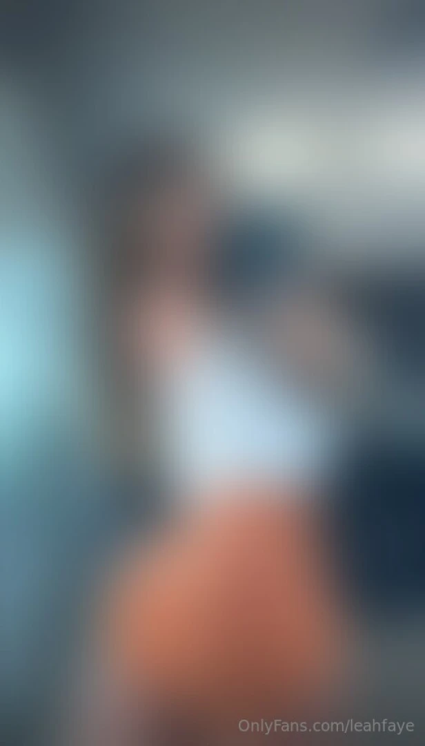 Looking for a little fun i ve got just the curves to tease you but don 