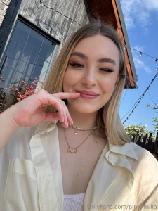 I love to see a smile on other people s faces and smile back for a