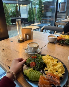 Self-love starts with a breakfast you want to repeat a perfect morning