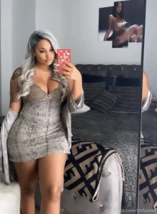 Does grey look good on me