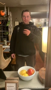 Some selfies for yall request for personalized content thx all part 2