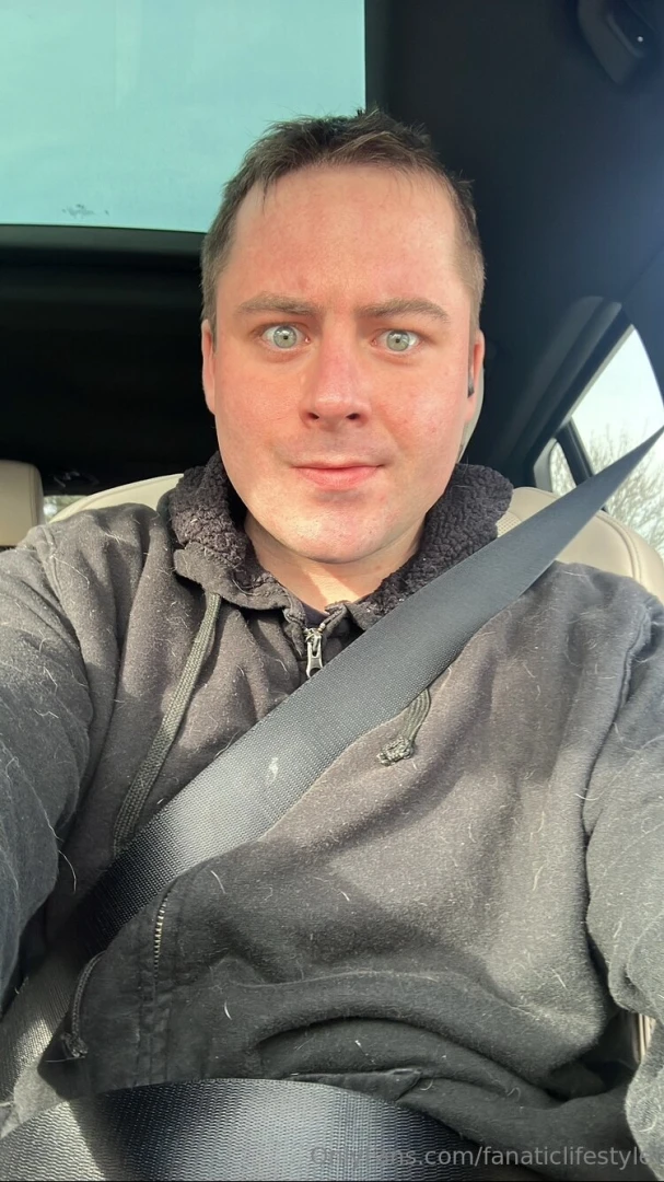 Some selfies for yall request for personalized content thx all 