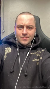 Some selfies for yall request for personalized content thx all part 5