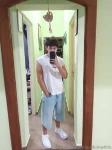 Happy 2025 i m back bitches