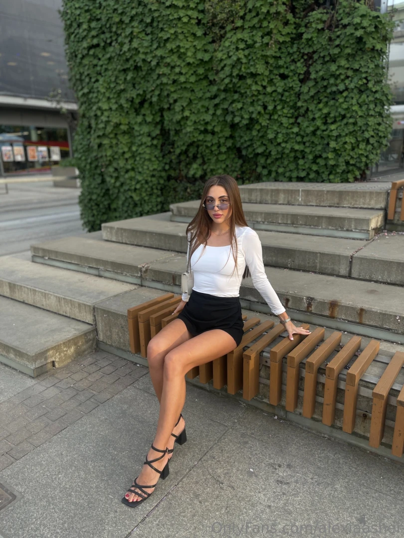 After the walk i m gonna have a nice cup of tea and watch a movie 