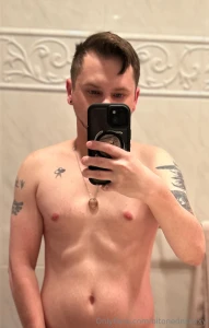 Got my morning workout in getting these abs stronger anyone wanna join